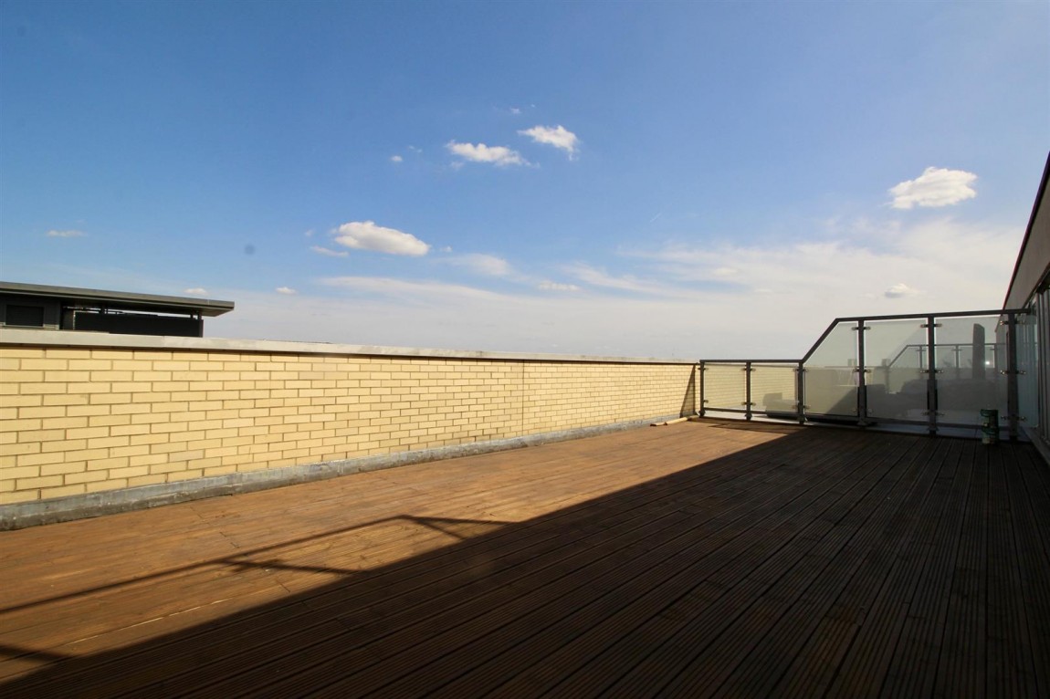 Images for Cosmopolitan Court, 67 Main Avenue, Enfield