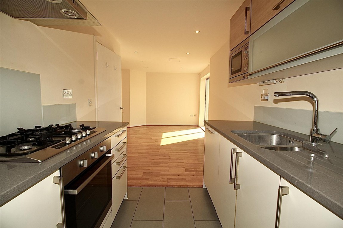 Images for Cosmopolitan Court, 67 Main Avenue, Enfield