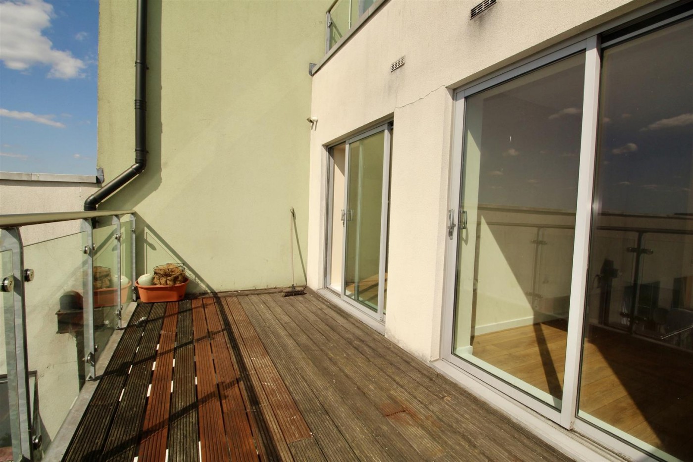 Images for Cosmopolitan Court, 67 Main Avenue, Enfield
