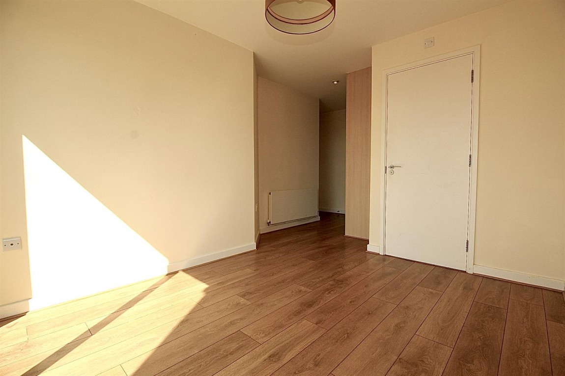 Images for Cosmopolitan Court, 67 Main Avenue, Enfield