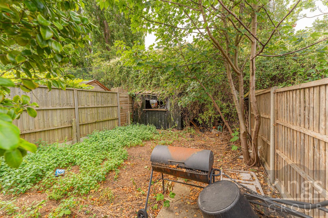 Images for Amersham Avenue, Edmonton, N18