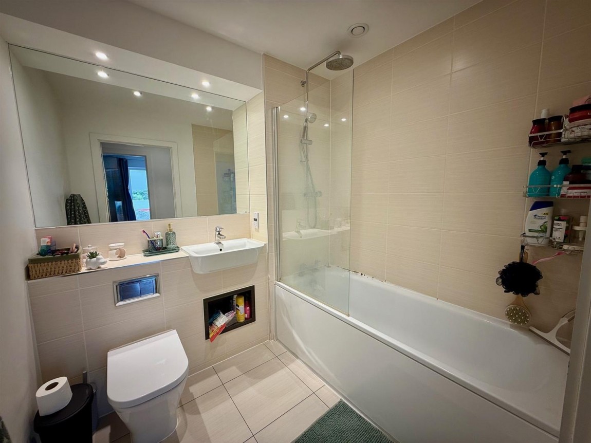 Images for Hazlemere Marina, Waltham Abbey