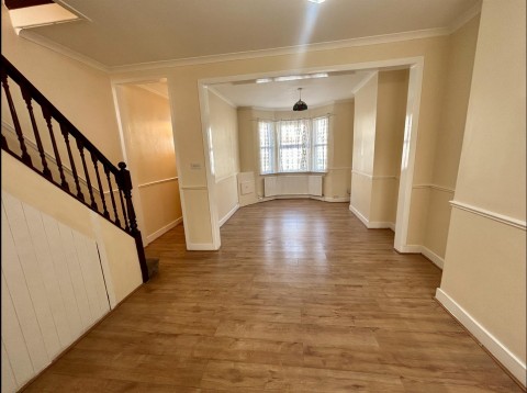 Cornwallis Grove, Edmonton - EAID:KingsGroupApi2020, BID:90995-1957