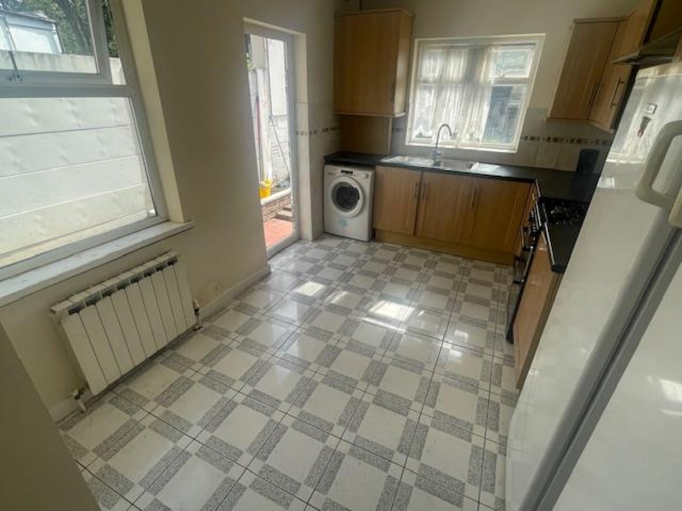 Images for La Rose Lane, Tottenham