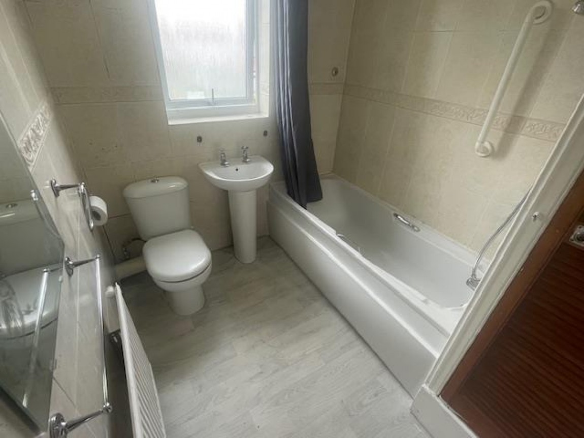 Images for Kendal Avenue, Edmonton
