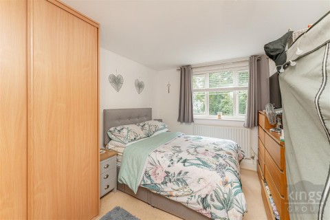 Taylor Close, London - EAID:KingsGroupApi2020, BID:30208-7