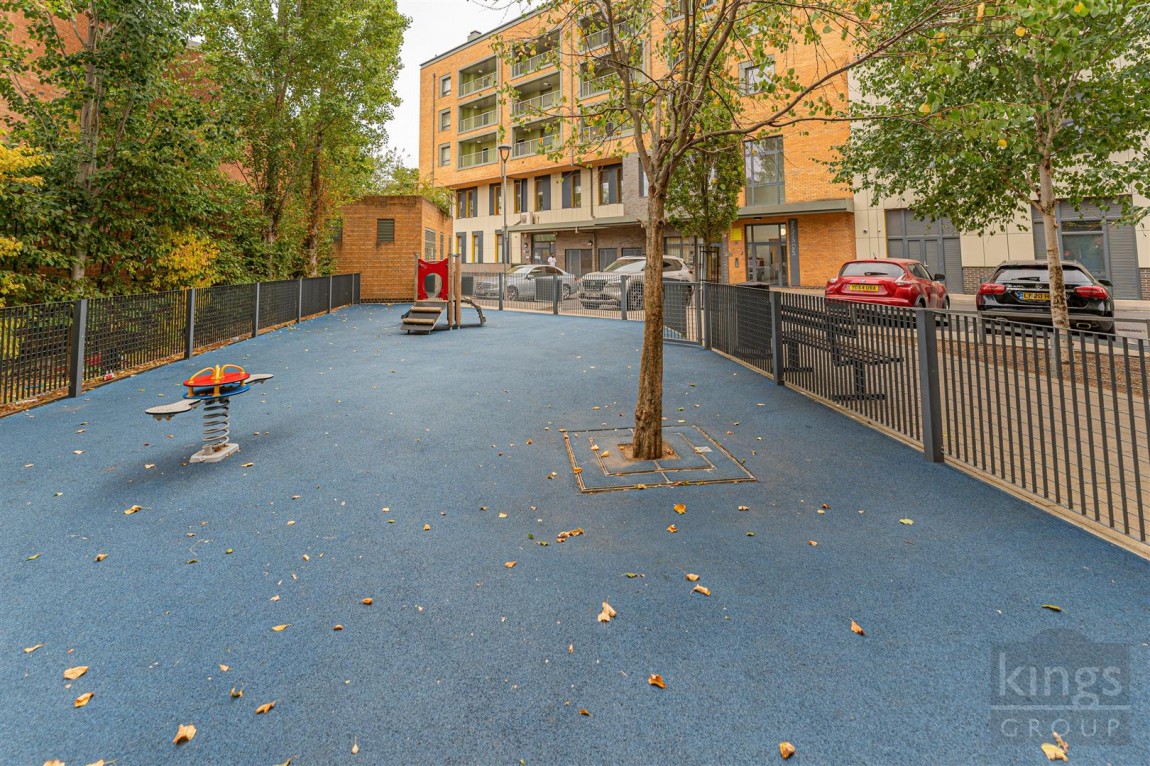 Images for Cannon Road, London