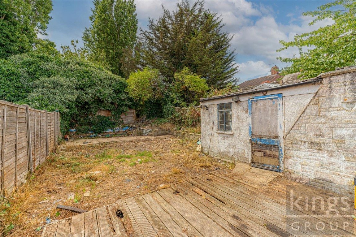 Images for Amersham Avenue, Edmonton, N18