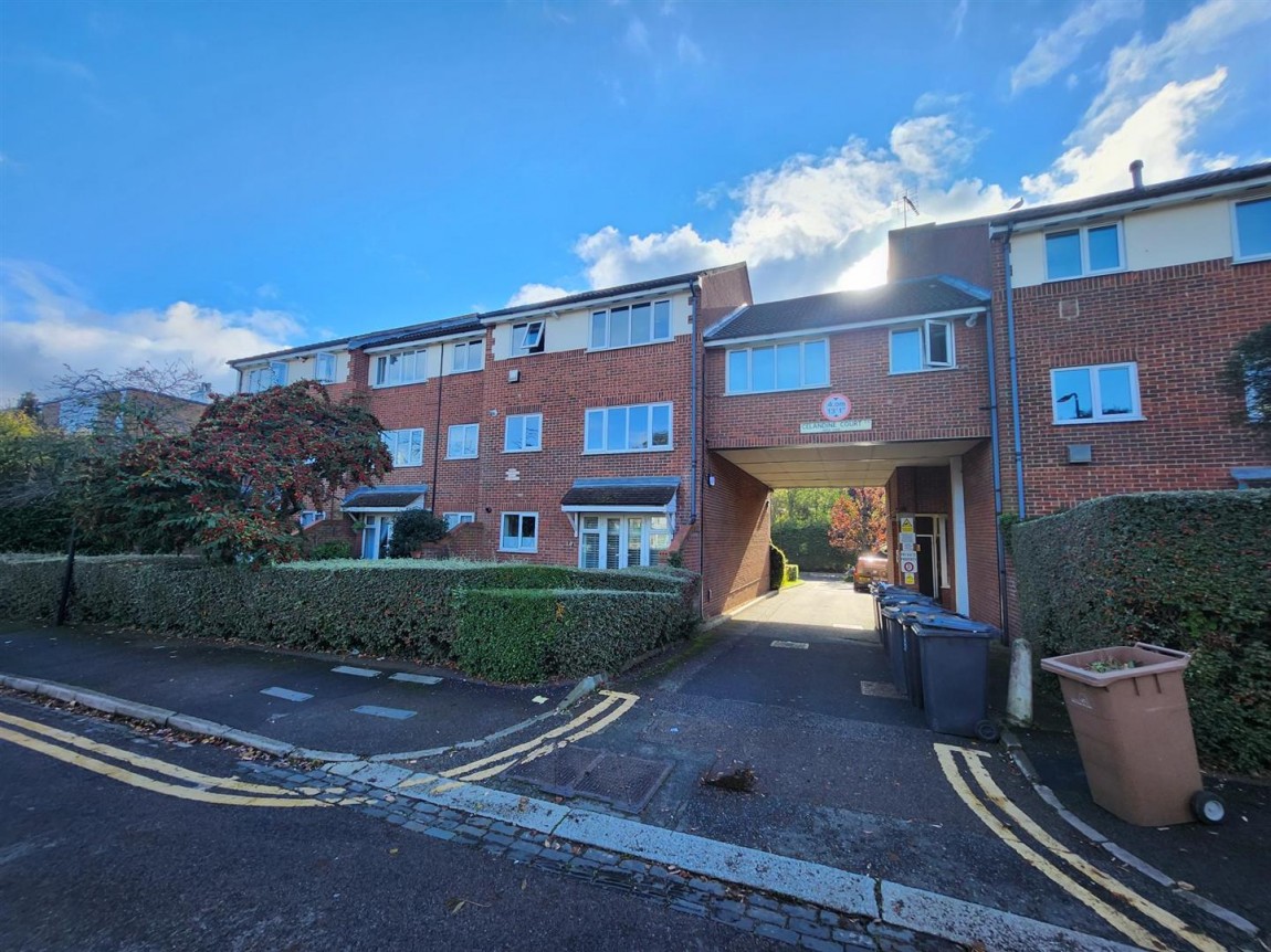 Images for Chingford Avenue, London