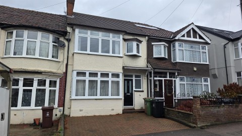 Albert Avenue, Chingford - EAID:KingsGroupApi2020, BID:30208-15