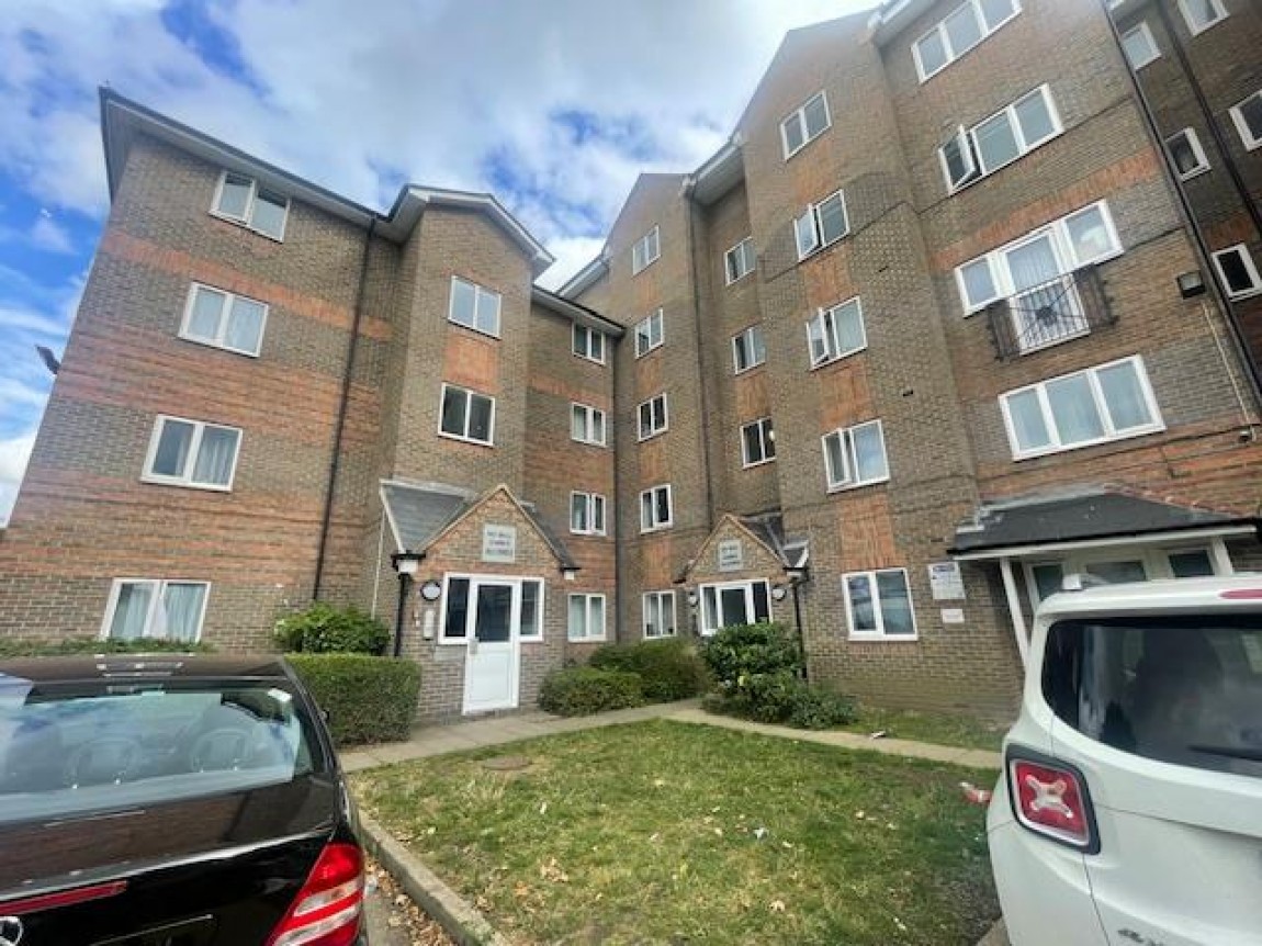 Images for Cross Keys Close, Edmonton