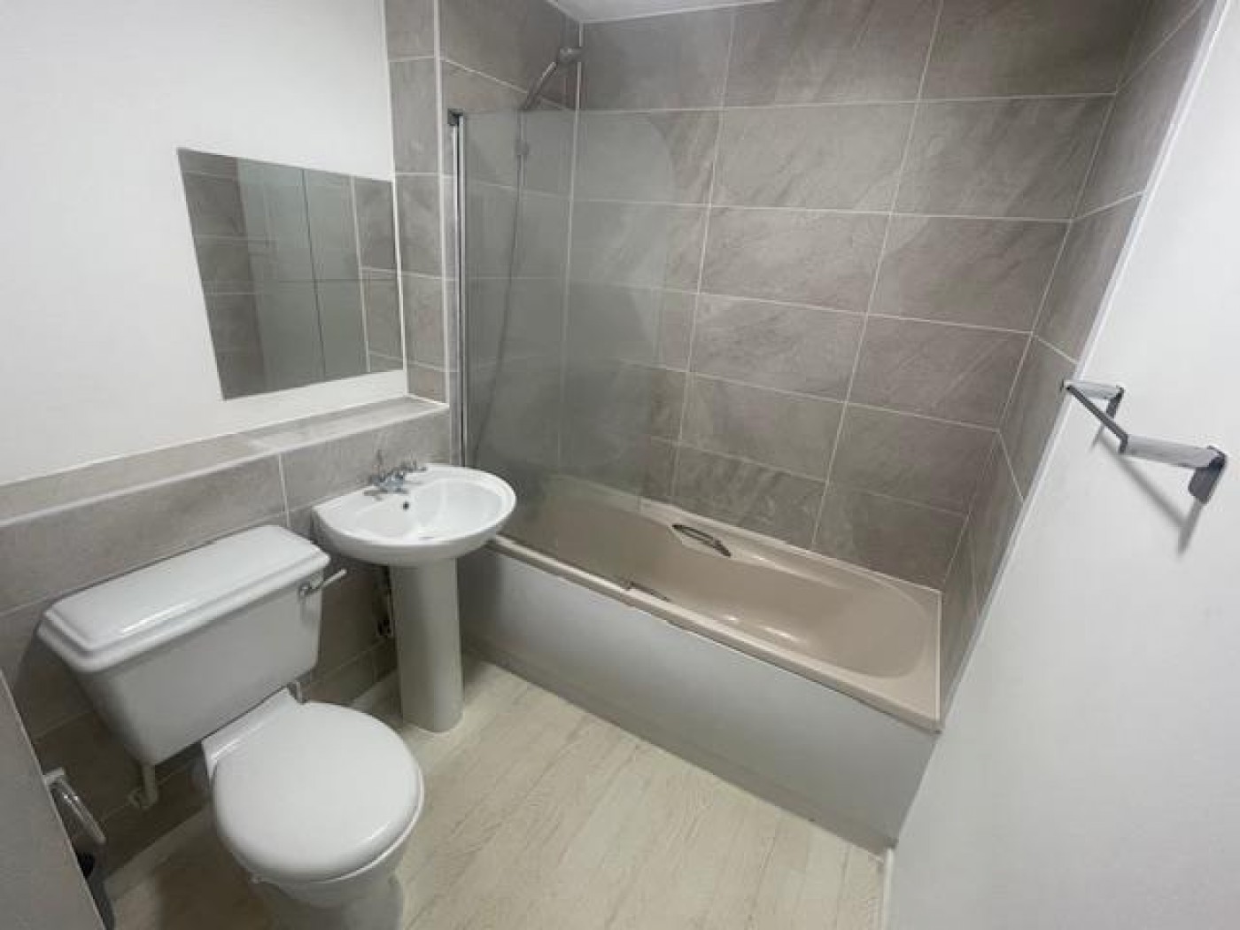 Images for Cross Keys Close, Edmonton