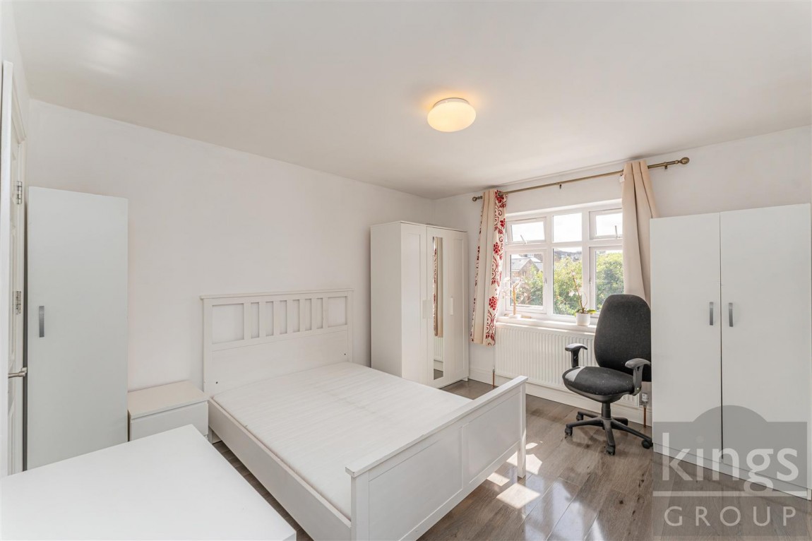 Images for Grosvenor Park Road, London