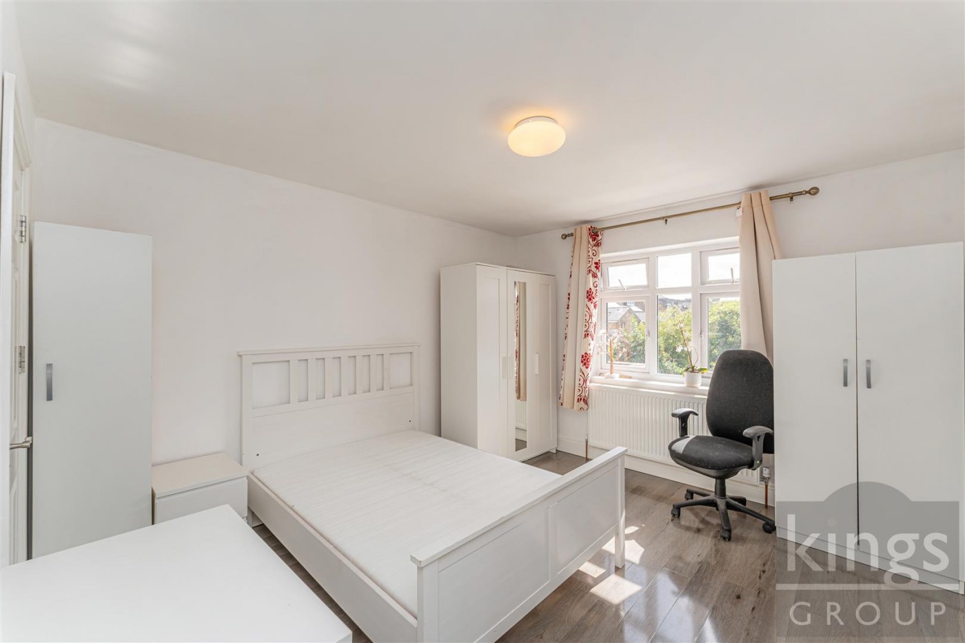 Images for Grosvenor Park Road, London