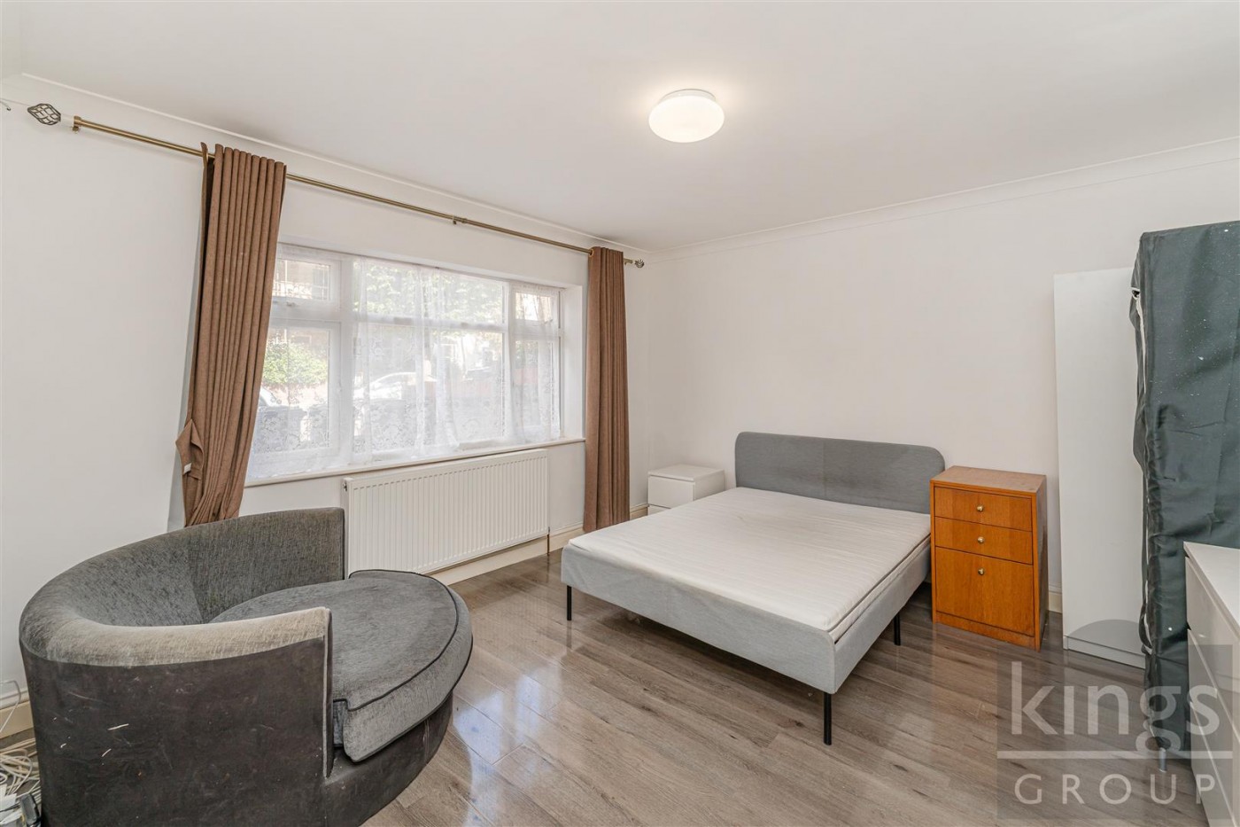 Images for Grosvenor Park Road, London