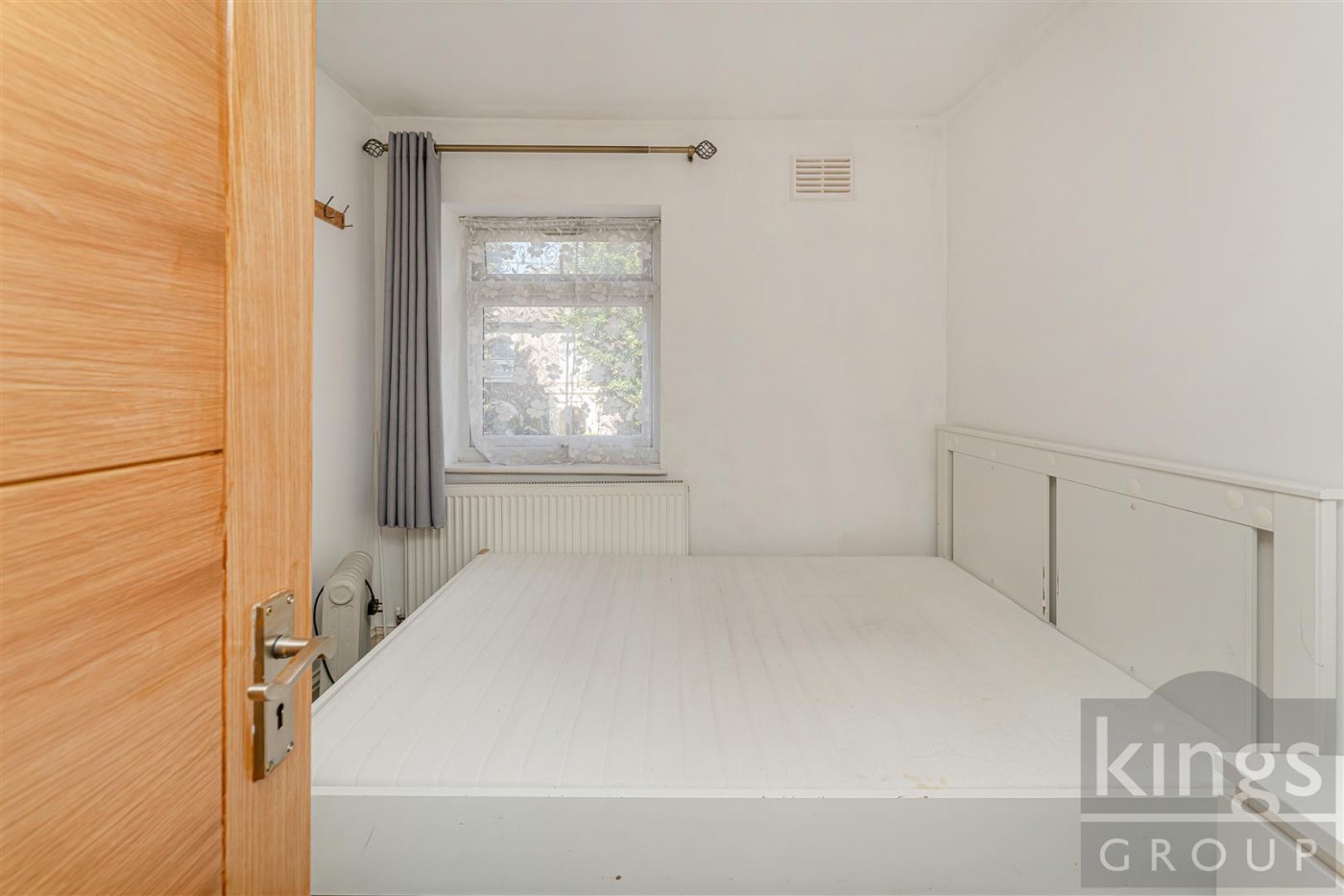 Images for Grosvenor Park Road, London