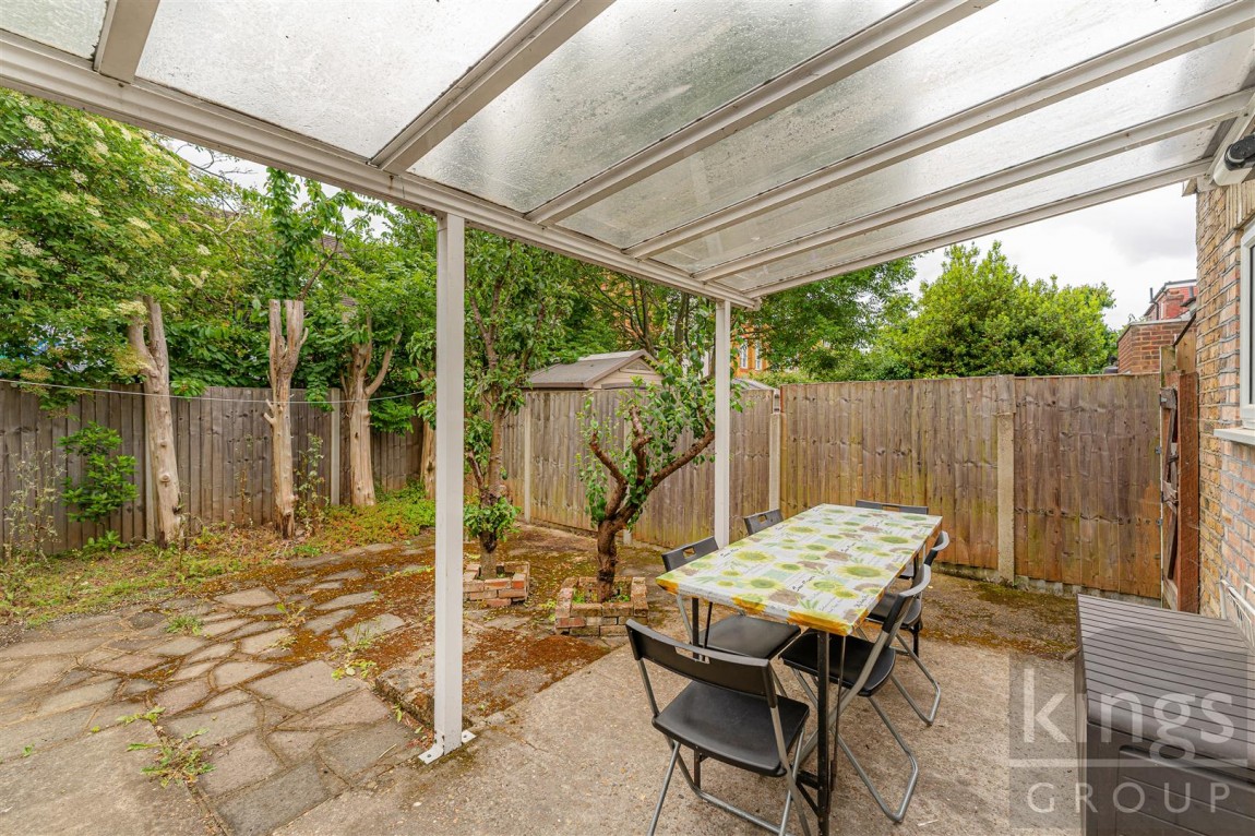 Images for Kendal Gardens, Edmonton, N18