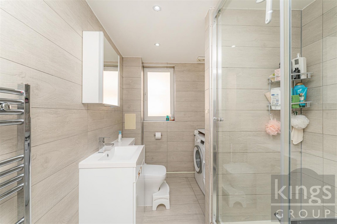 Images for Gareth Drive, London