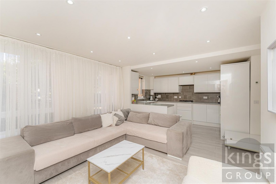 Images for Gareth Drive, London