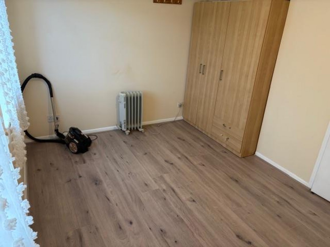 Images for Milestone Close, Edmonton