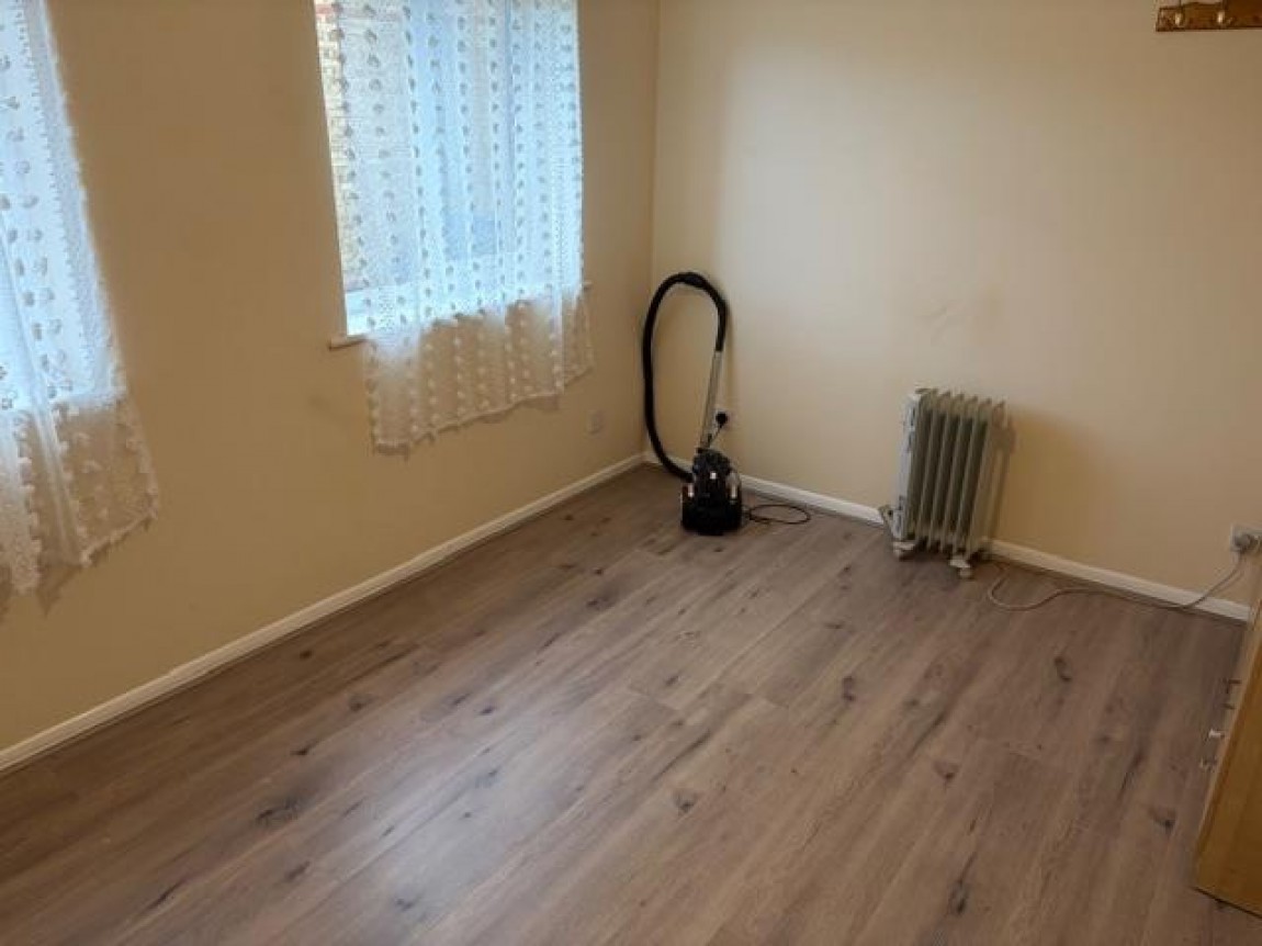 Images for Milestone Close, Edmonton