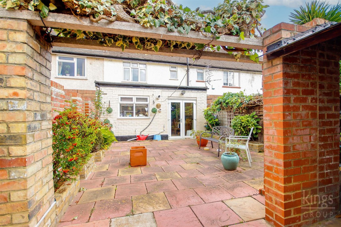 Images for Pembroke Avenue, Enfield