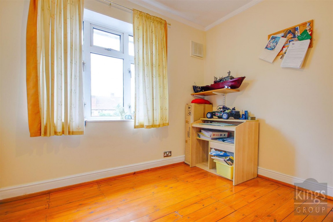 Images for Pembroke Avenue, Enfield