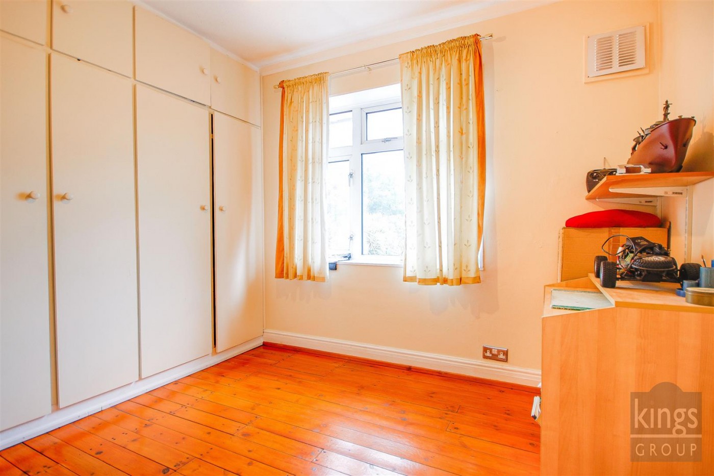 Images for Pembroke Avenue, Enfield