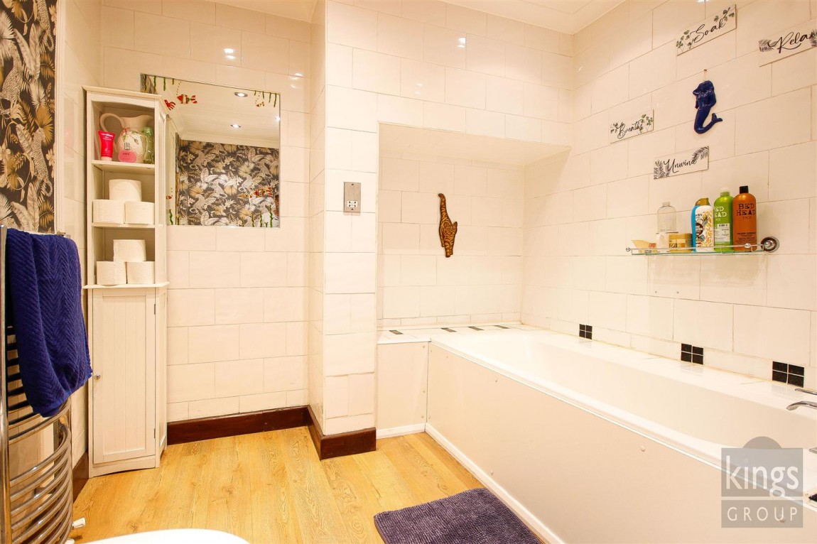 Images for Pembroke Avenue, Enfield