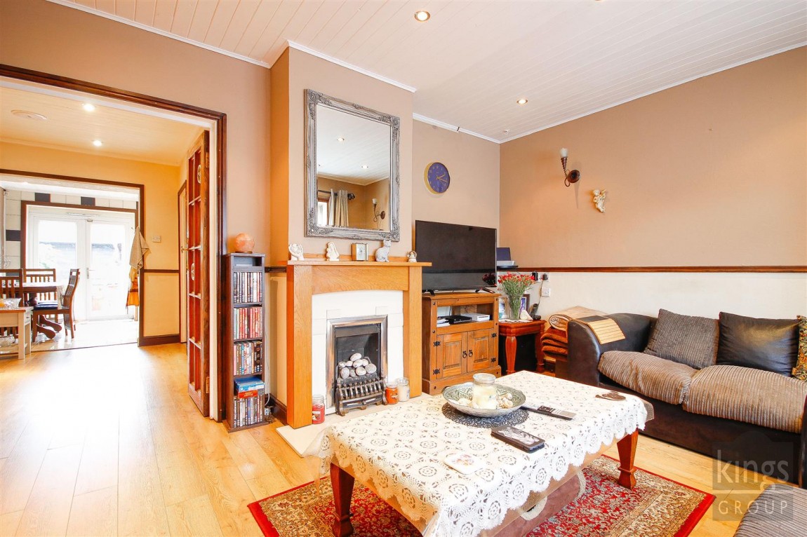 Images for Pembroke Avenue, Enfield