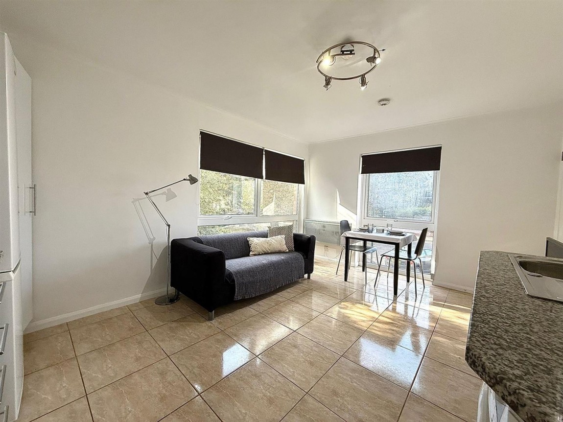 Images for Avalon Close, Enfield