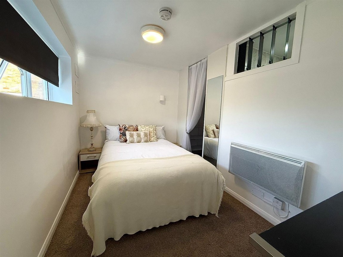 Images for Avalon Close, Enfield