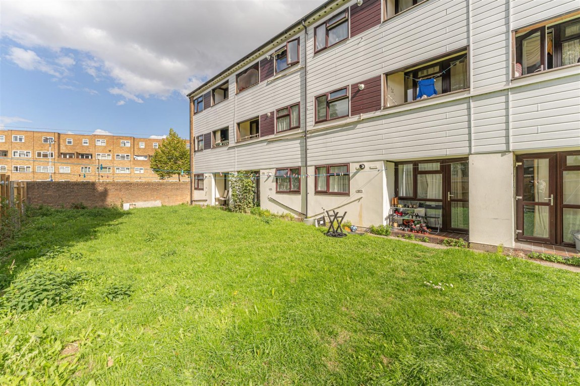 Images for Hamilton Close, London