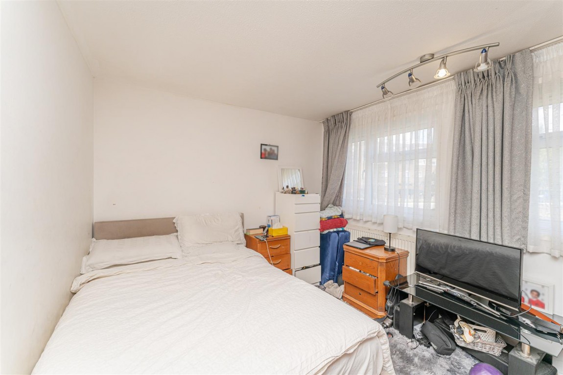 Images for Hamilton Close, London