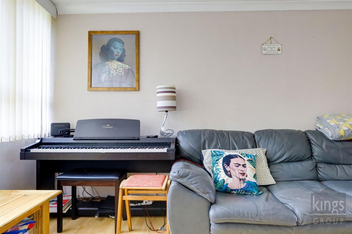 Images for Ivinghoe Close, Enfield