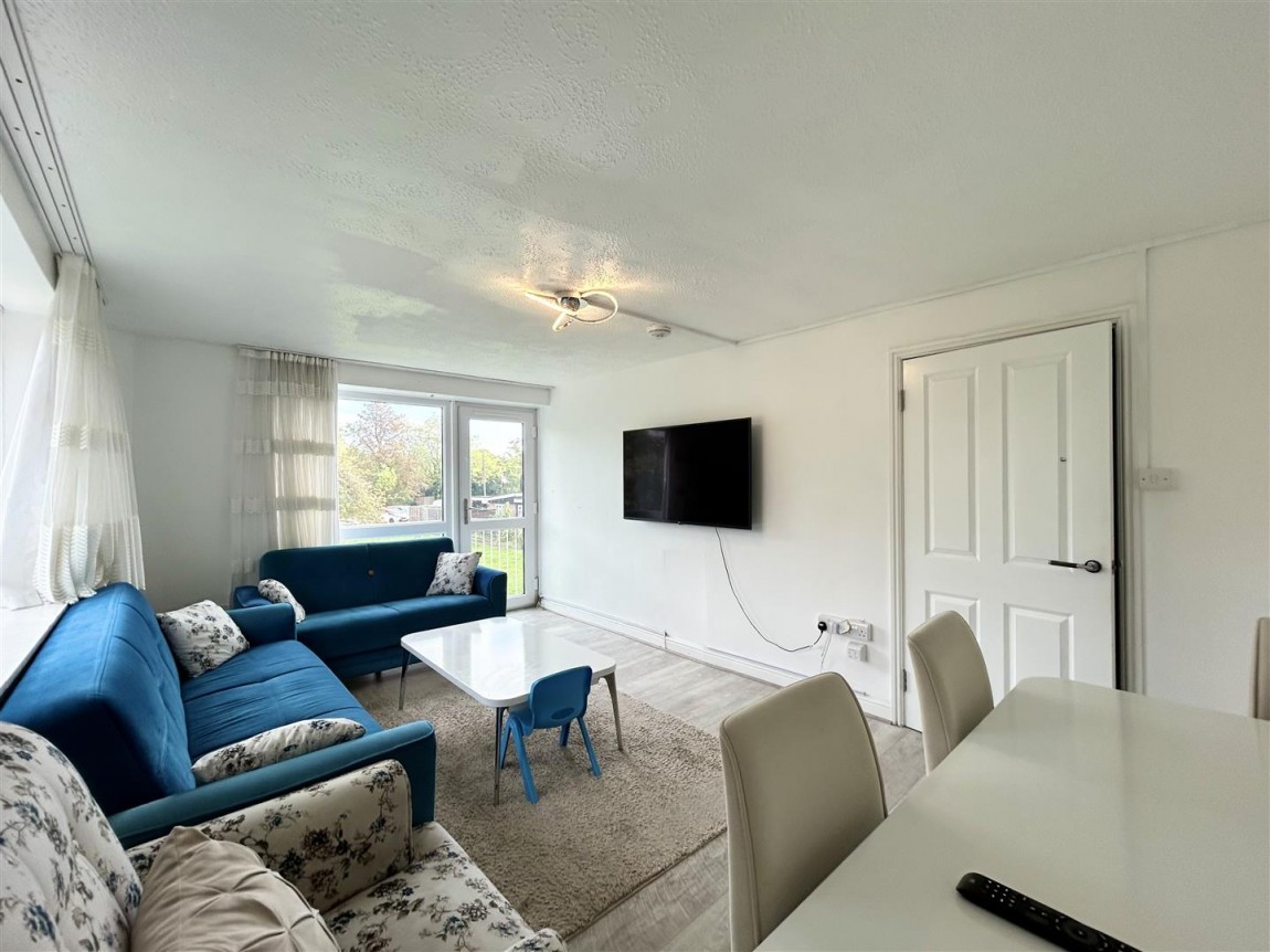 Images for Pytt Field, Harlow