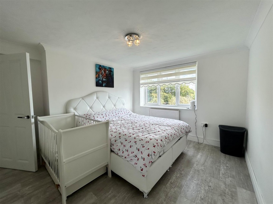Images for Pytt Field, Harlow