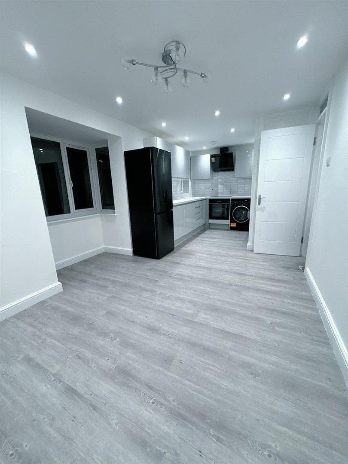 Images for Mandeville Court, London