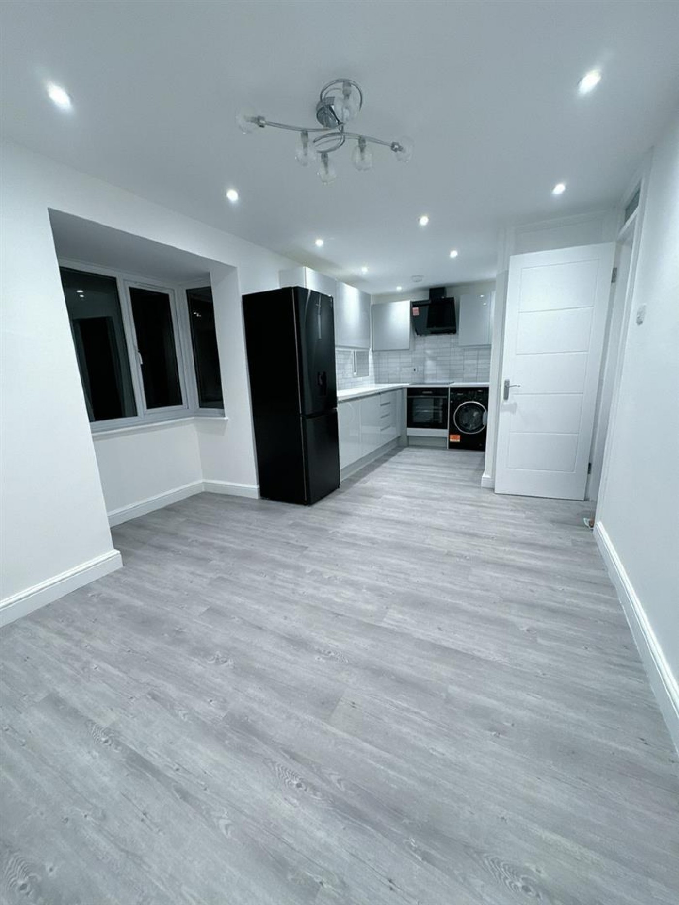 Images for Mandeville Court, London