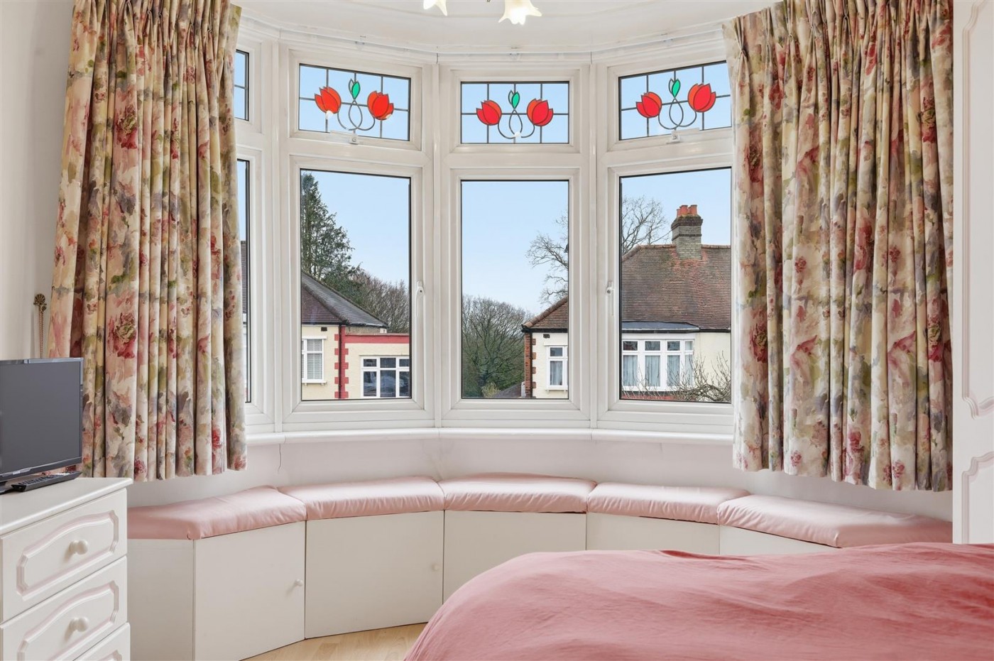 Images for Ridge Crest, Enfield