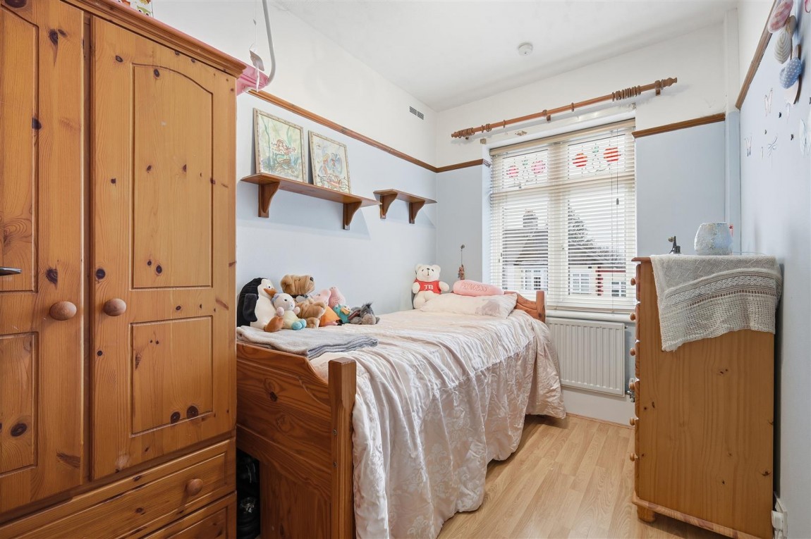 Images for Ridge Crest, Enfield