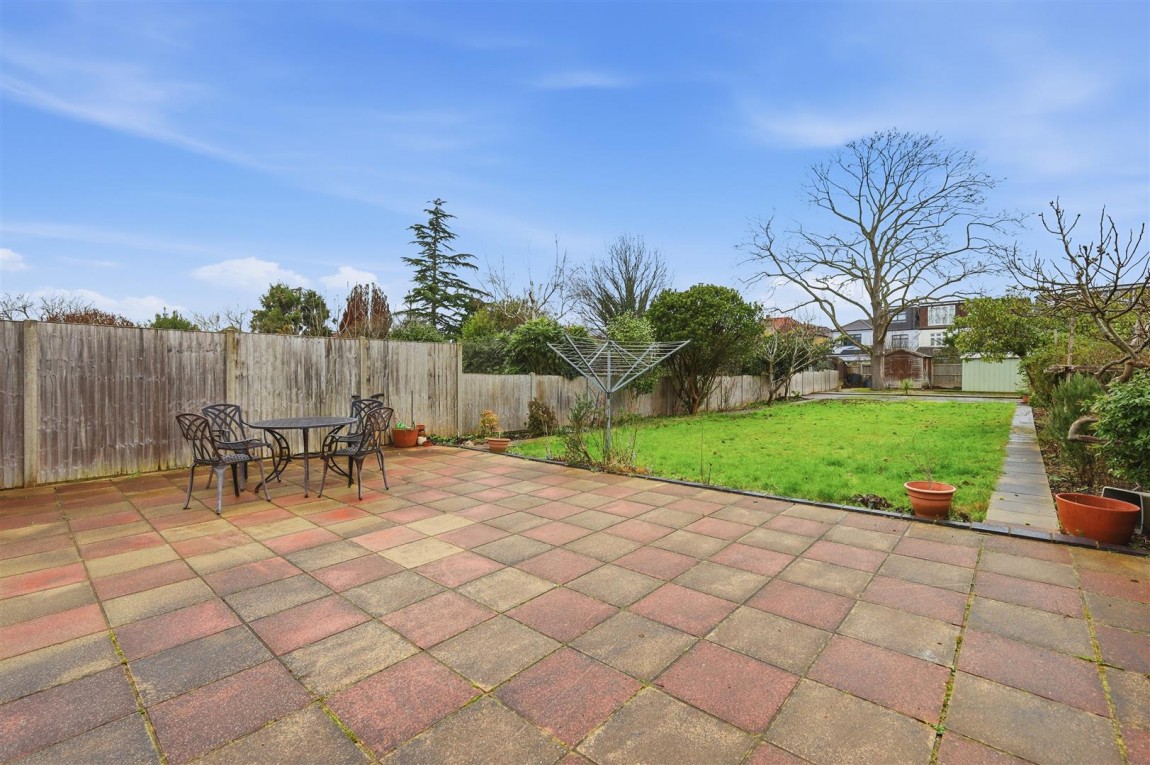 Images for Ridge Crest, Enfield