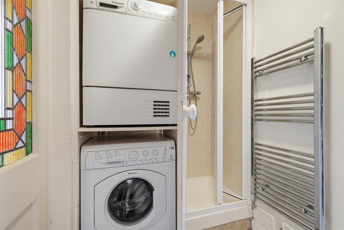 Images for Ridge Crest, Enfield