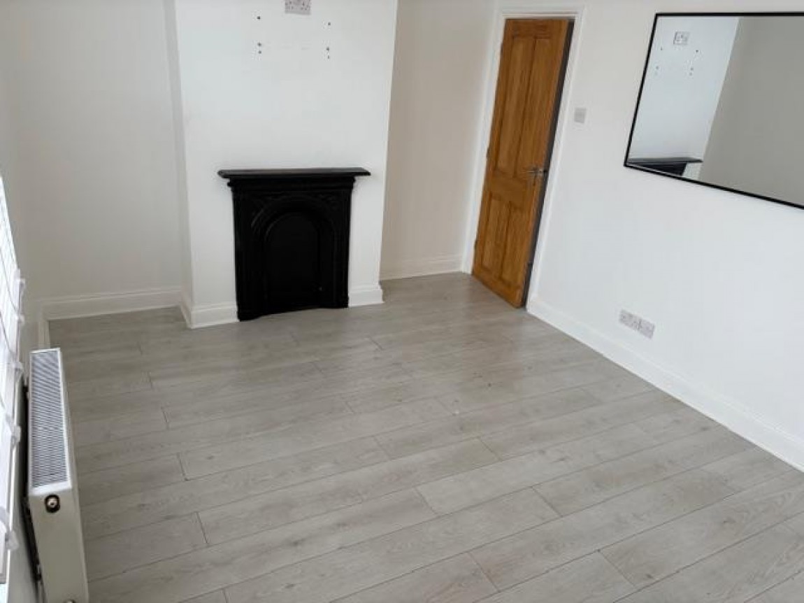 Images for Leonard Road, Edmonton
