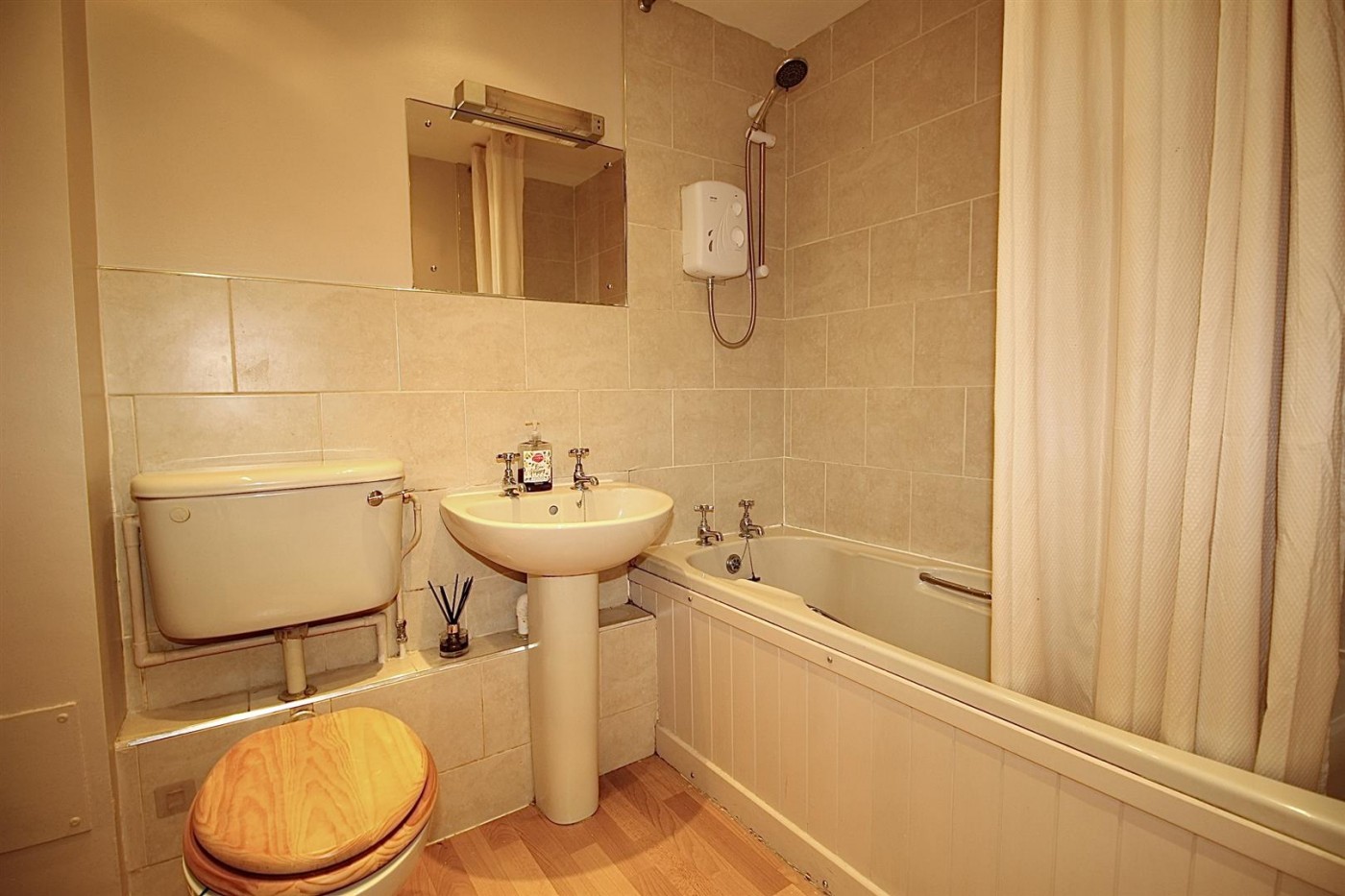 Images for Grenwich Court, Parkside, Waltham Cross