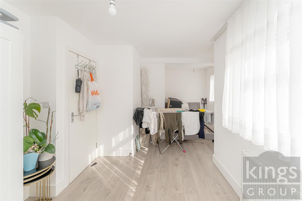 Images for Leyland Avenue, Enfield
