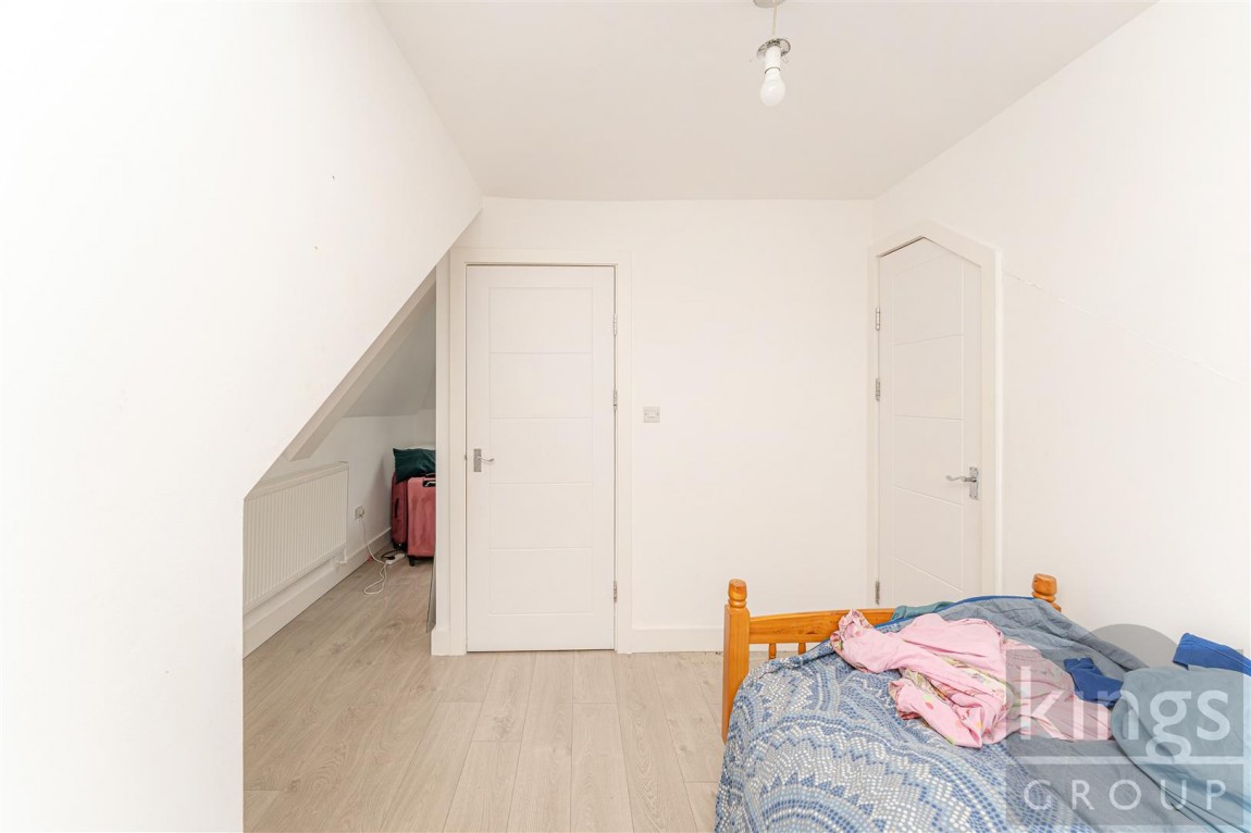 Images for Leyland Avenue, Enfield