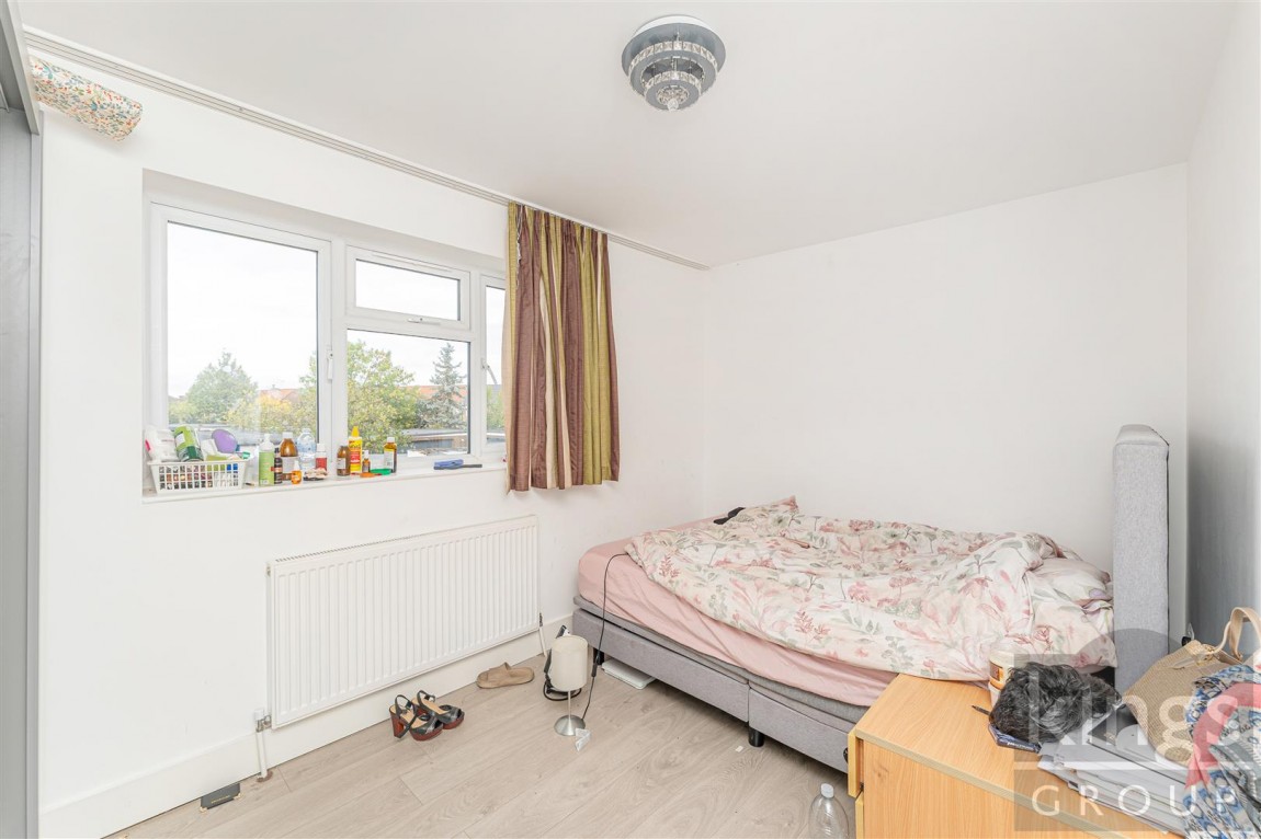 Images for Leyland Avenue, Enfield