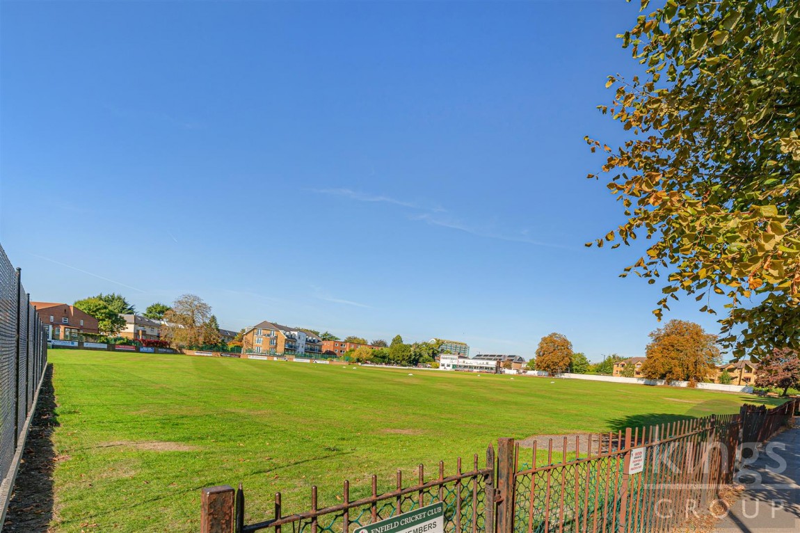 Images for Wellington Road, Bush Hill Park