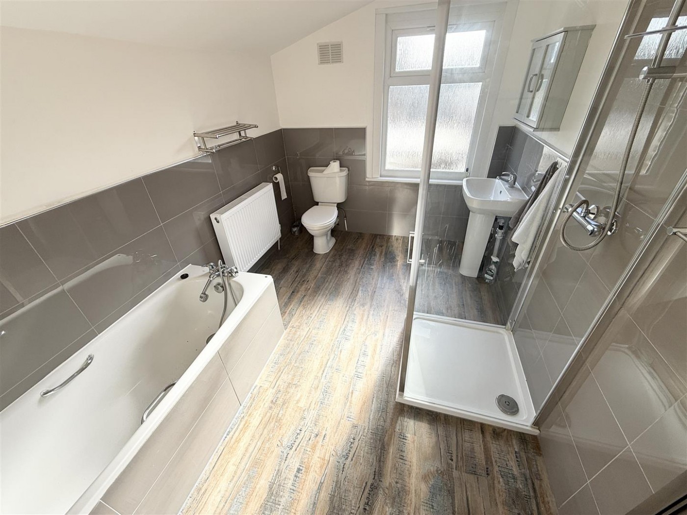 Images for Town Road, Edmonton, N9